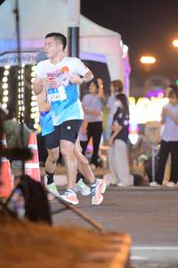 BIB: 0717
                            <button type="button" onclick="openModal(22976118)" class="btn btn-primary btn-sm float-right btn-popup" data-toggle="modal" data-target=".modal-high-quality">
                        <i class="fas fa-shopping-cart"></i> Add to Cart
                    </button>
                                            <button type="button" onclick="isThisMe(22976118, true)" class="btn btn-success btn-sm float-right btn-popup btn-isme hidden" data-toggle="tooltip" data-placement="bottom" title="นี่คือรูปของคุณใช่ไหม คลิกที่นี่เพื่อเอาเข้าอัลบั้ม">
                        <i class="fas fa-plus"></i> Add to album
                    </button>
                    <button type="button" onclick="isThisMe(22976118, false)" class="btn btn-warning btn-sm float-right btn-popup btn-isnotme hidden">
                        <i class="fas fa-ban"></i> Remove from album
                    </button>